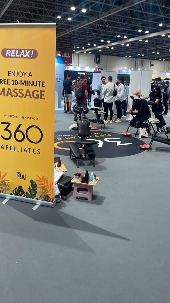 free massage at affiliate world conference